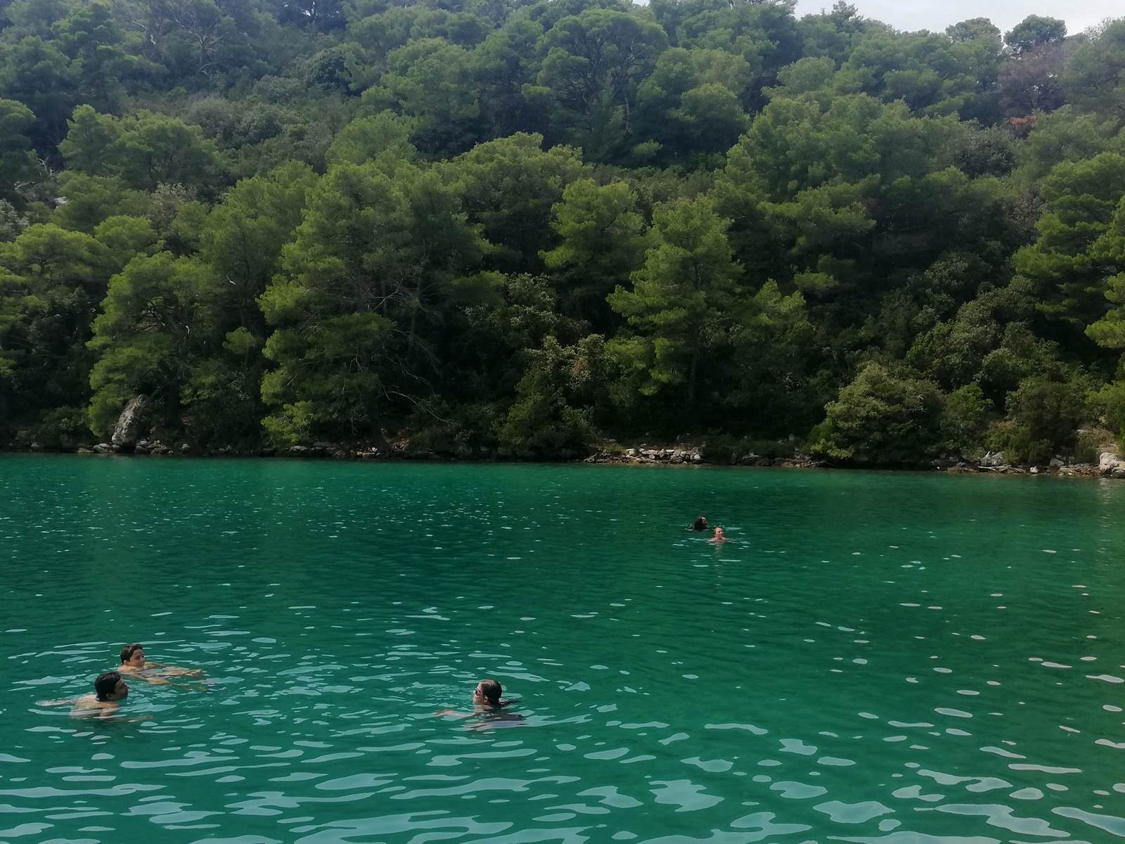 Foto: Baden im Salzsee Malo Jezero auf Mljet - Lupe Reisen