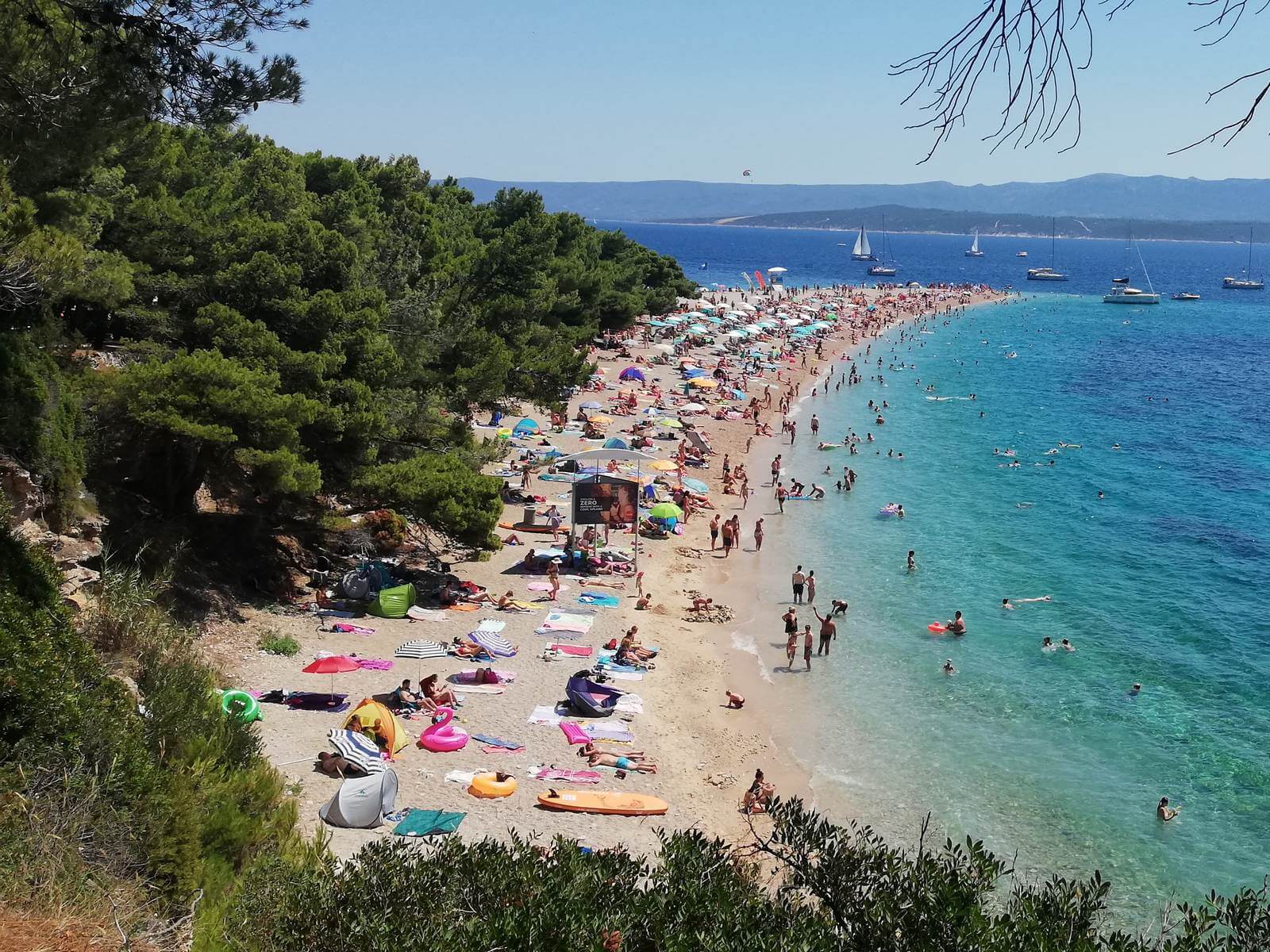 Foto: Badestrand in Bol auf Brac - Lupe Reisen