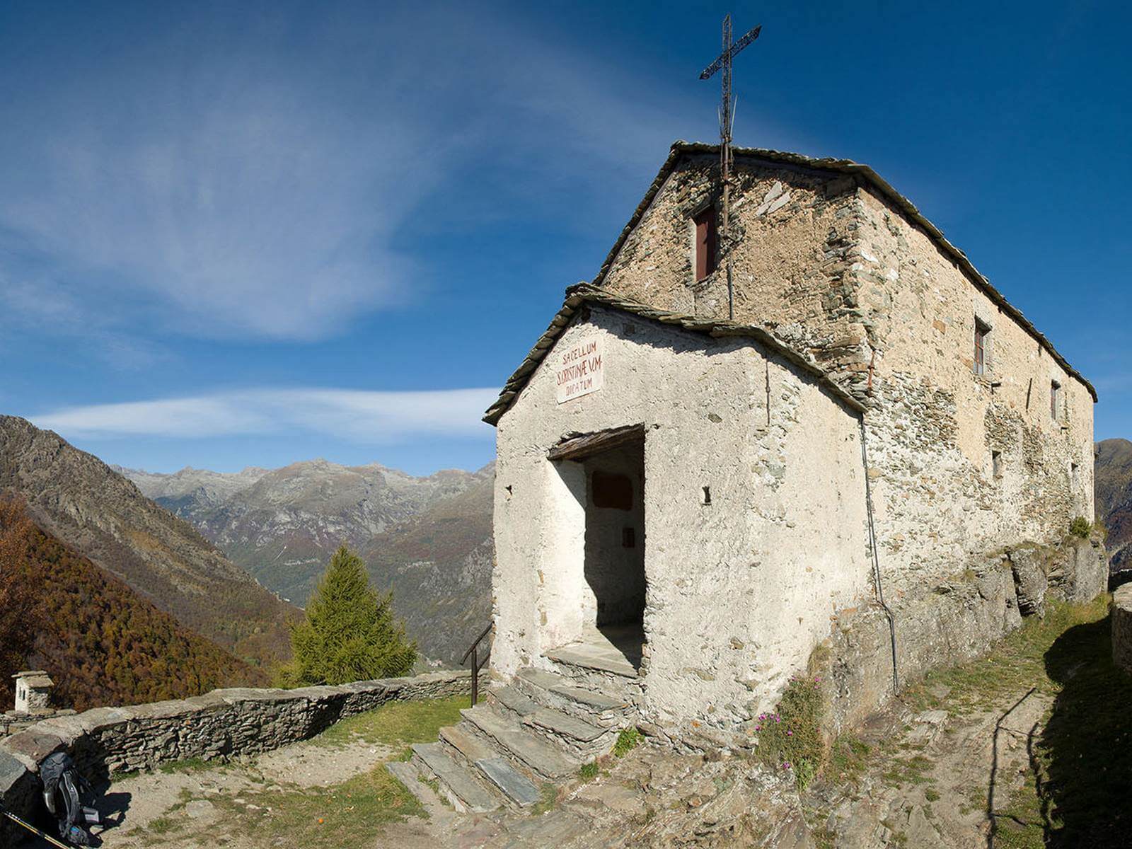 Foto: Die Wallfahrtskirche Santuario di Santa Cristina  Matthias Mandler - Lupe Reisen