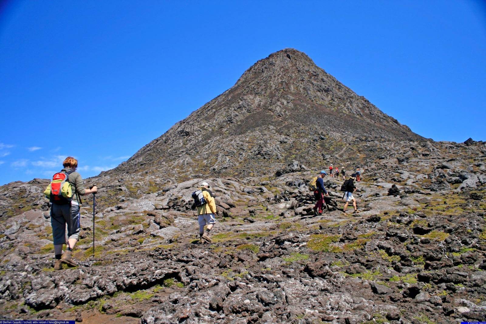 Foto: Besteigung des Pico, des hchsten Berges von Portugal - Lupe Reisen
