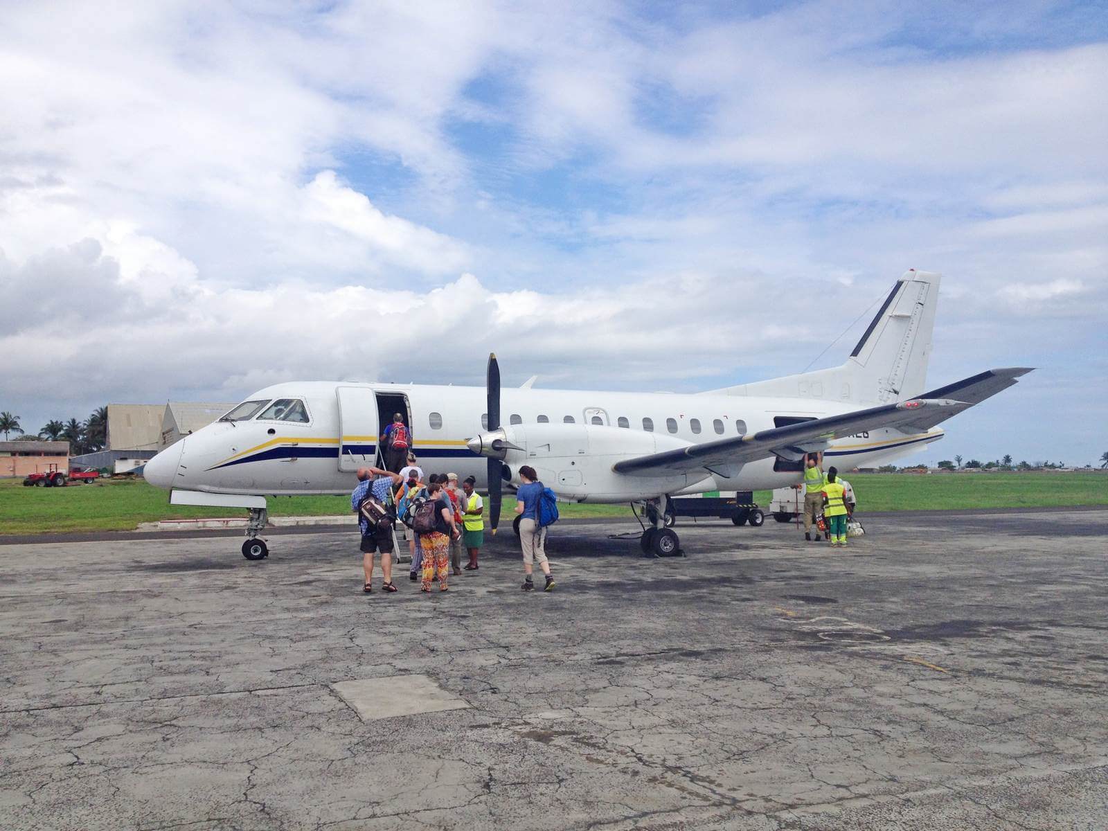 Foto: Inlandsflug von Sao Tome nach Principe - Bildrechte Pixxio Robert STP-171029 - Lupe Reisen