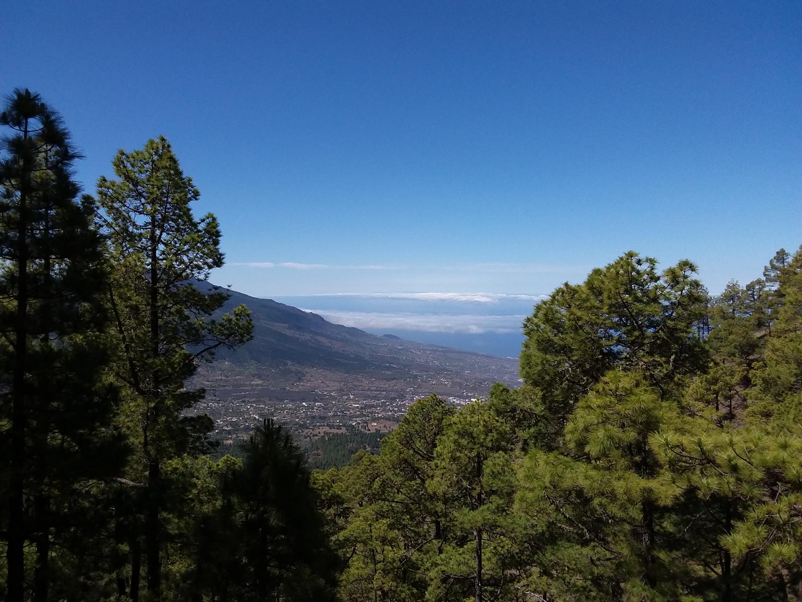 Weiter Blick ber La Palma - Lupe Reisen