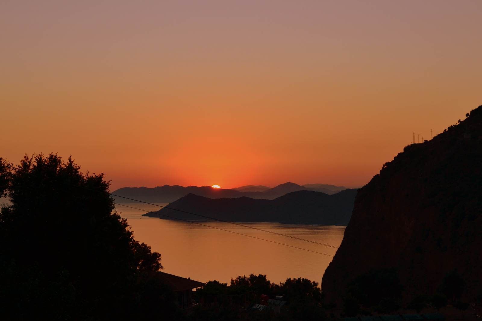 Foto: Sonnenuntergang vom Montenegro Motel in Faralya - Lupe Reisen